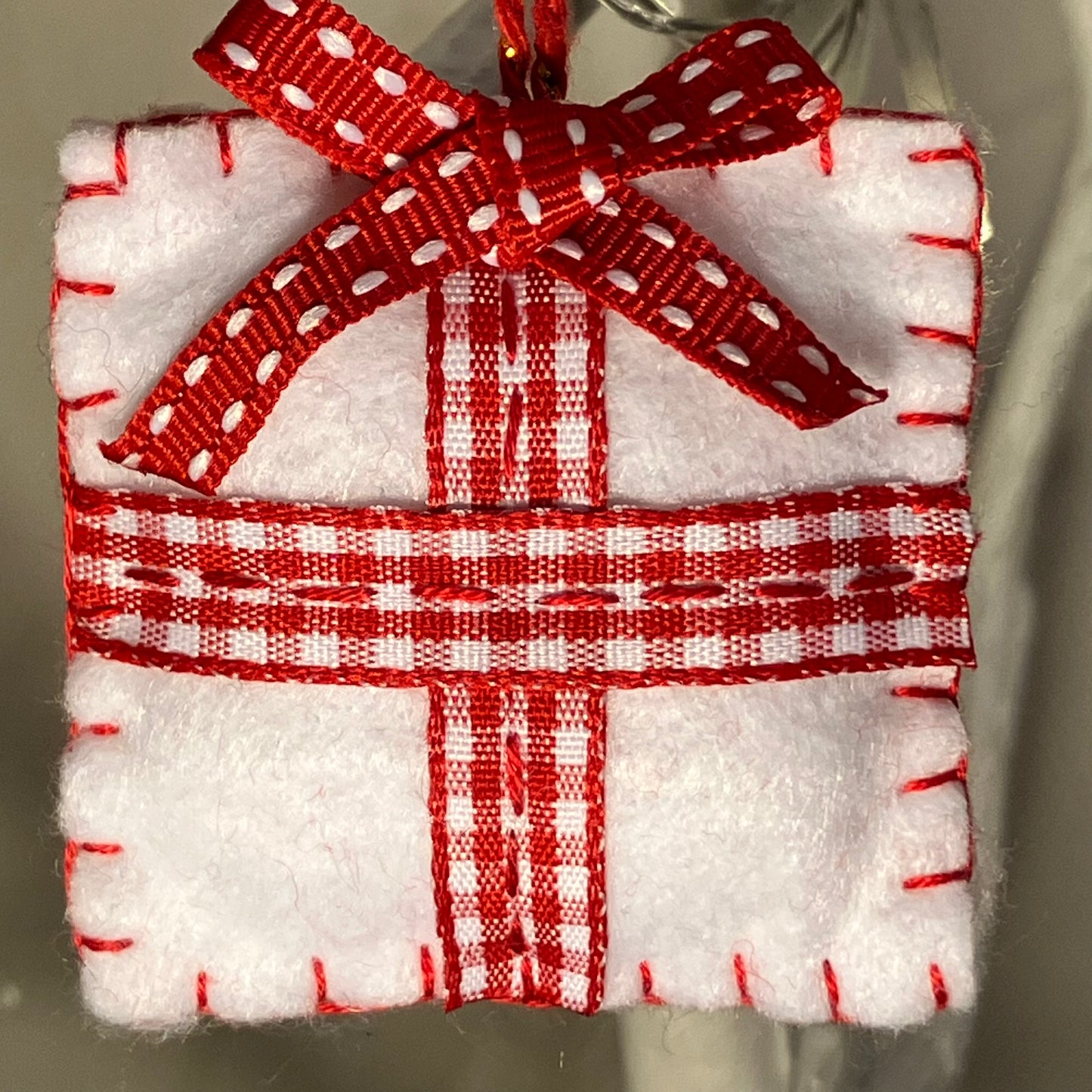 Red & White Present Small Christmas Tree Decoration