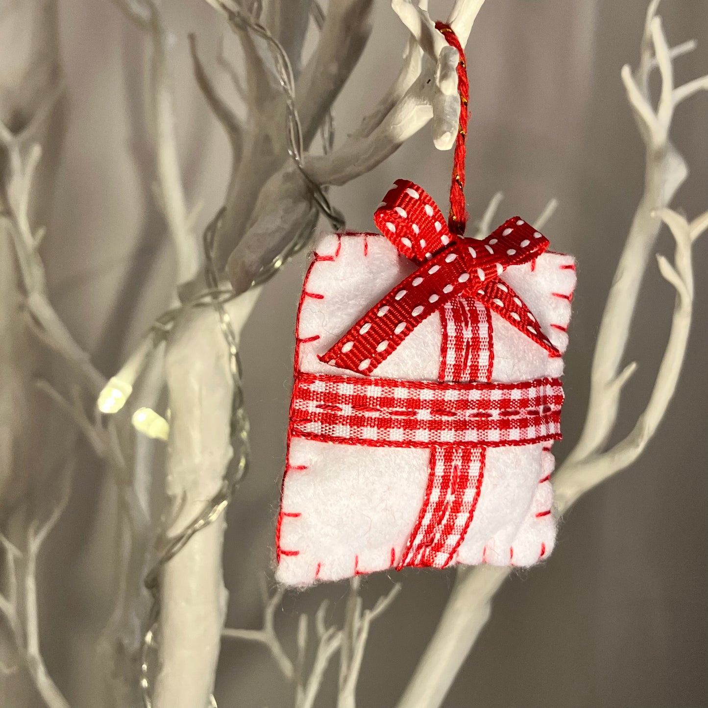 Red & White Present Small Christmas Tree Decoration